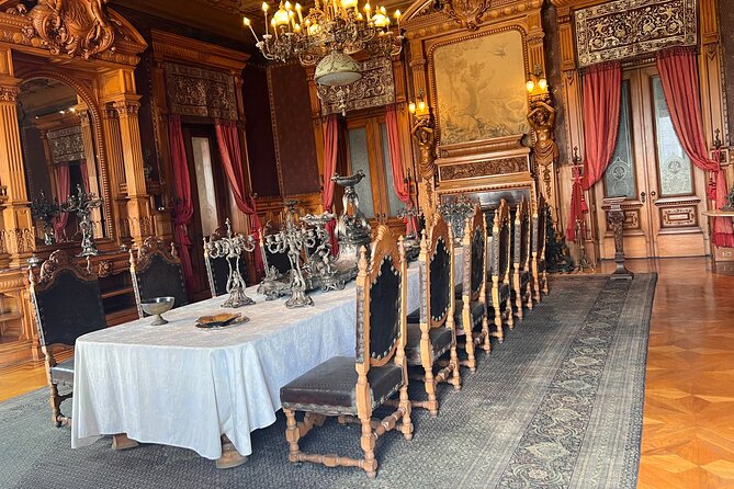100% private tour in Chapultepec Castle & around (with transport) - Who should book this three-hour visit
