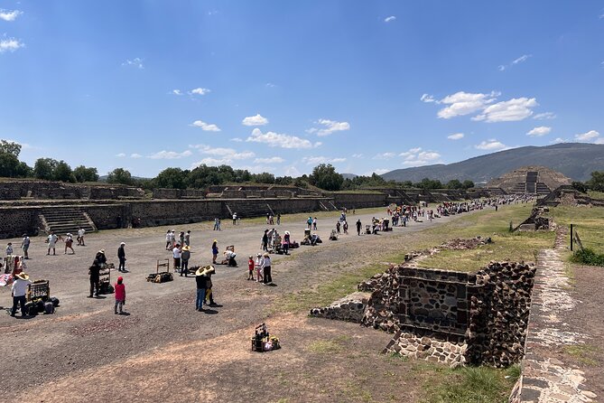 100% Private Tour in Teotihuacán Pyramids from Mexico City - Heat, stairs, and the real physical effort