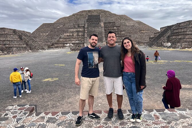 100% Private Tour in Teotihuacán Pyramids from Mexico City - The guides make the difference