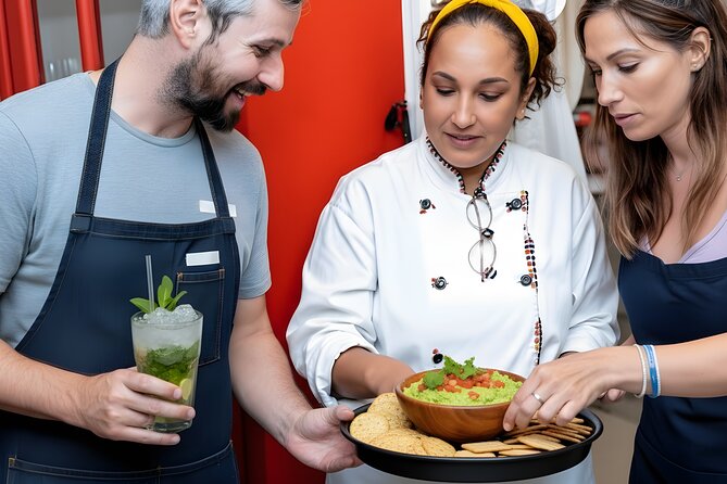 3h Cooking Class in Mexico City: 8 Recipes & Bottomless Drinks - Esquites and Mexico City Street Food