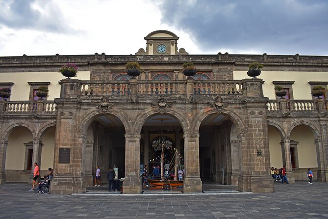 5 Hour Tour through Chapultepec, Anthropology Museum and Castle - Choosing highlights at the Anthropology Museum