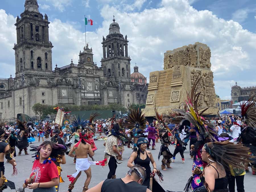 All-in-one CDMX adventure - Alameda Central and the grand buildings of the center