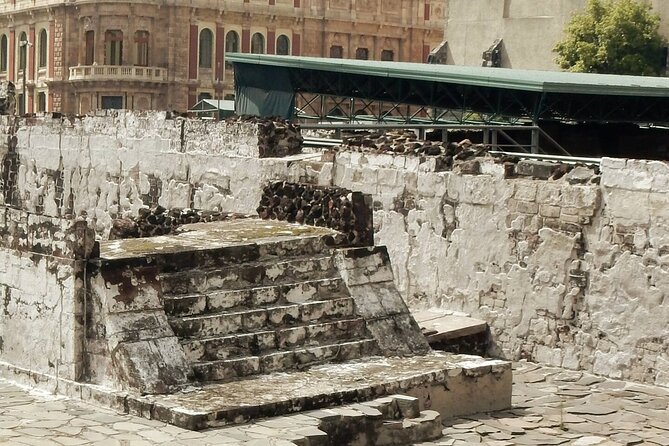 Architecture and History of Mexico City - Small Groups - Plaza Tolsá and Mexico City’s eclectic center