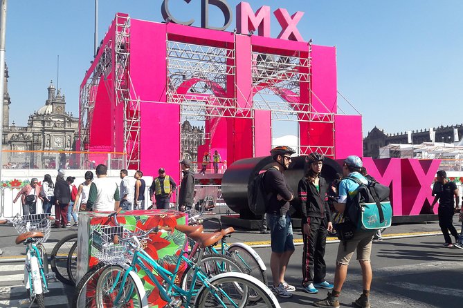 Aztec Tlan - Heritage Bike Tour CDMX - The Zócalo and the City’s Aztec Beginnings