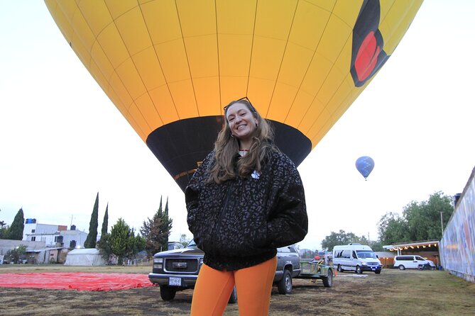 Balloon Flight and Tour in Teotihuacán from Mexico City - Walking through Teotihuacán with a guide