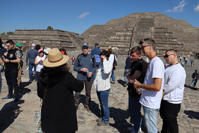 Balloon Flight and Tour in Teotihuacán from Mexico City - Who should book this experience?