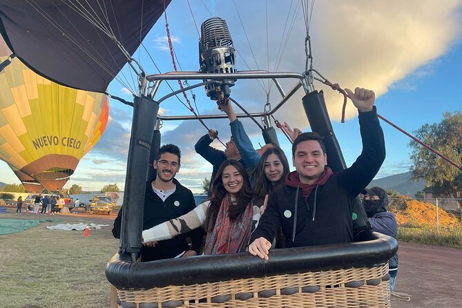 Balloon Flight at Sunrise over Teotihuacan - Meeting at the Angel of Independence