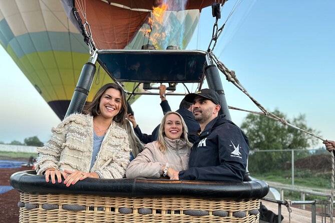 Balloon Flight + Breakfast in a cave + Pick up CDMX + Pyramids - How the six-hour plan can stretch much longer