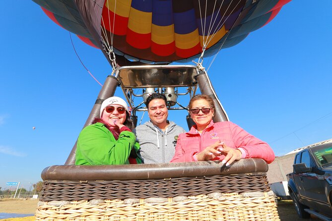 Balloon flight + Breakfast + Pyramids + Transportation (Optional) - The flight over the Sun and Moon pyramids