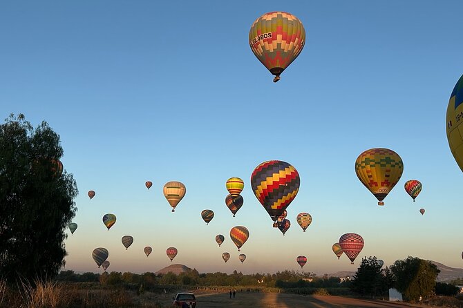 Balloon flight + Breakfast + Transportation from CDMX (SMALL GROUP) - What the $170.16 price really covers