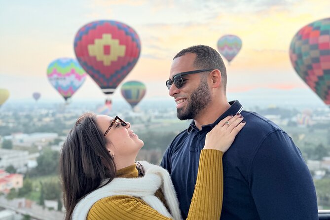 Balloon flight + CDMX pickup + Buffet Breakfast - Sunrise Above Teotihuacan