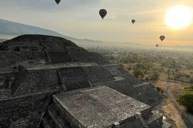 Balloon Flight with Breakfast in Cave and Round Trip CDMX - Key points to know before you book
