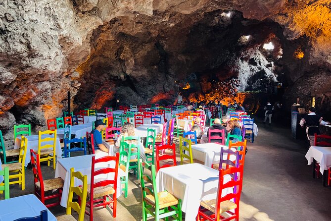 Balloon Flight with Tour of The Grotto and Guided Pyramid Tour - Who should book this Mexico City experience