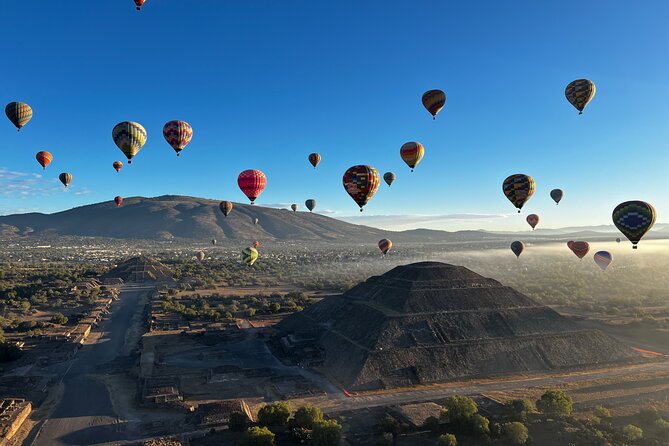 Balloon Flight with Tour of The Grotto and Guided Pyramid Tour - The guided Teotihuacán visit, about 90 minutes on foot