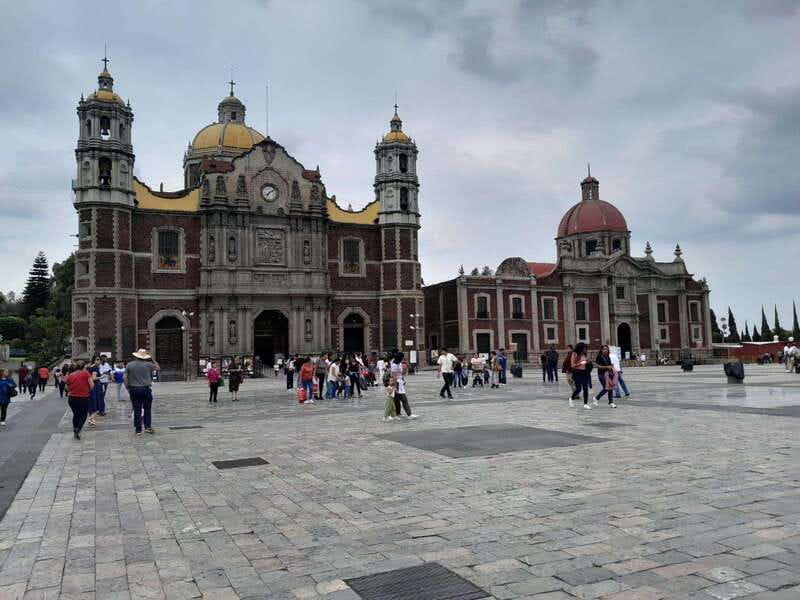 Basilica de Guadalupe: Complete Walking Tour - The Old Basilica opens the story