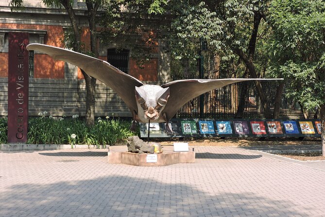 Bike tour in the Chapultepec Forest and Roma Condesa - Roma Sur on Mondays