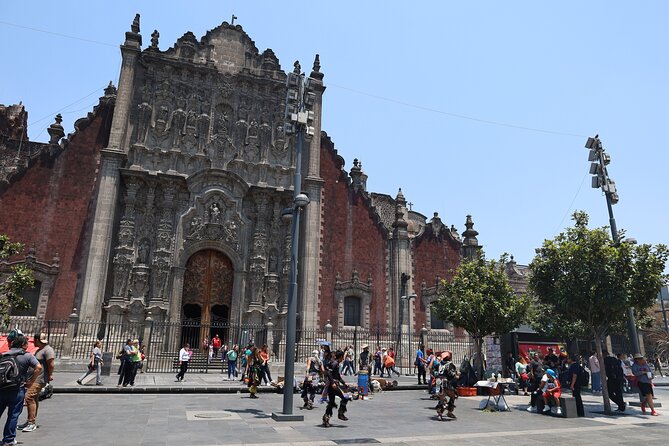 Bike Tour through Chapultepec, Reforma and the Zócalo / Mexico - Two hours among Chapultepec’s trees and monuments