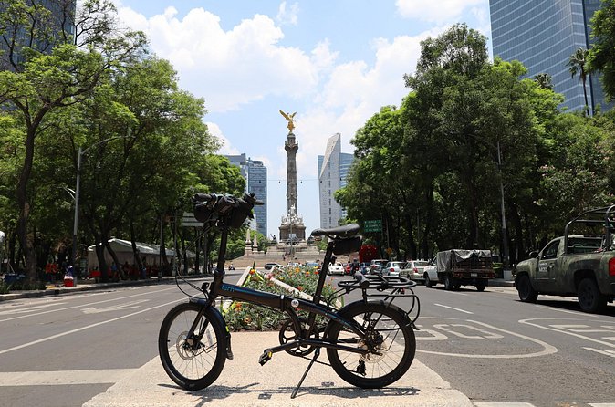 Bike Tour through Chapultepec, Reforma and the Zócalo / Mexico - What the pace feels like over four and a half hours