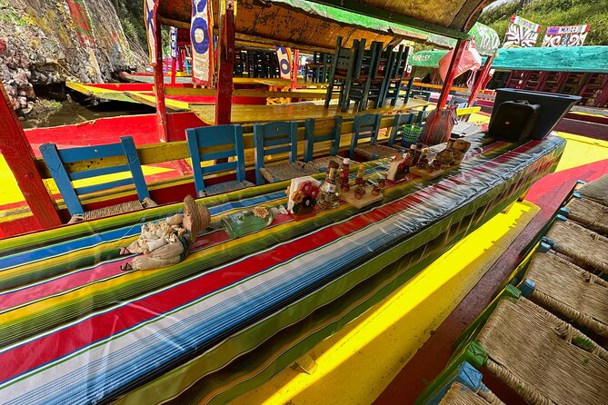 Boat Tour in Mexico City and Mezcal Fiesta with Food and ∞Drinks - Music, games, and karaoke keep the boat lively