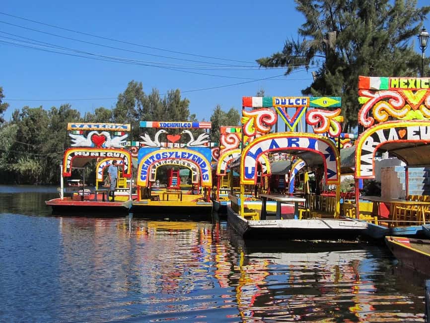 CDMX: Coyoacán, UNAM, Xochimilco, and optional Frida Kahlo Museum - Why the coach transfers matter