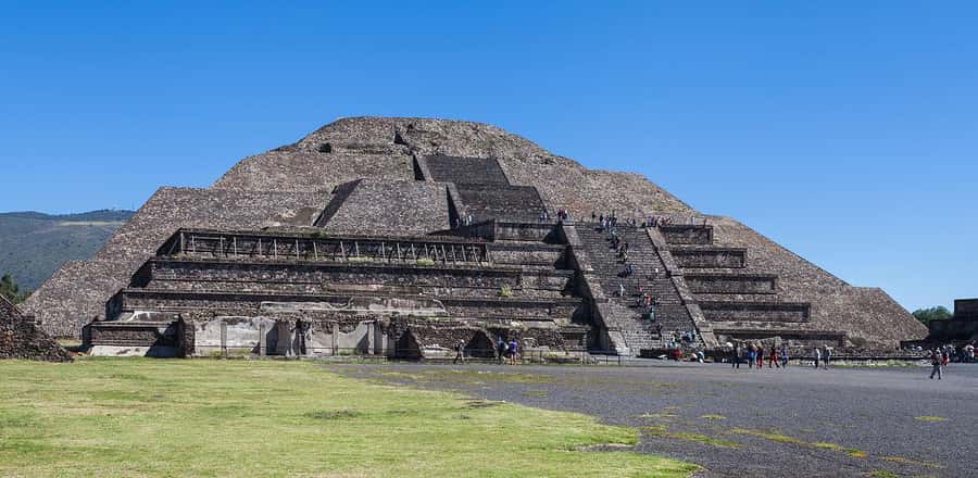 CDMX: Early visit to Teotihuacan - Entering the City of the Gods