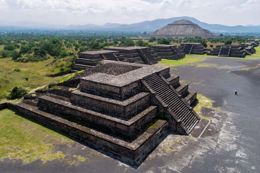 CDMX: Early visit to Teotihuacan - Palace of Quetzalpapalotl, murals, and the smaller details
