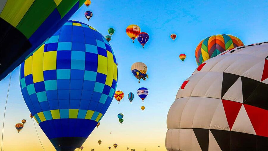 CDMX: Teotihuacan Hot Air Balloon with Breakfast - What to wear and who should skip it