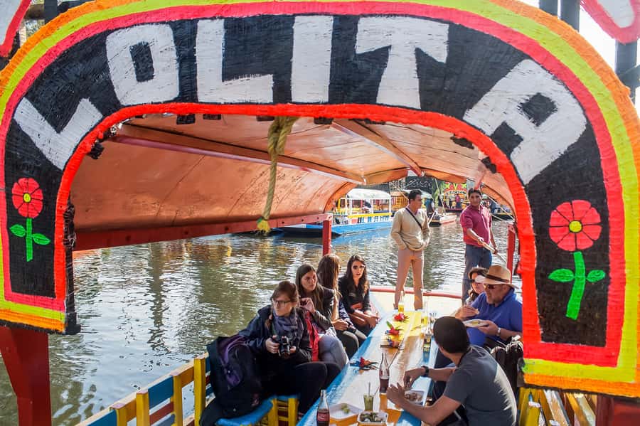 CDMX: Xochimilco, Coyoacan, Frida Kahlo Museum & Murals Tour - Lunch before the trajinera