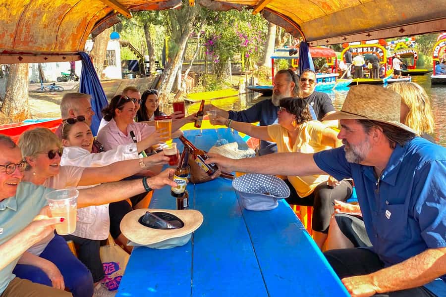 CDMX: Xochimilco Trajinera Party, Drinks, Mariachi & Tacos - Xochimilco by trajinera, a party rather than a quiet cruise