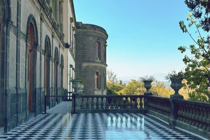 Chapultepec Castle & Anthropology Museum Prívate Tour - One focused hour in the National Museum of Anthropology
