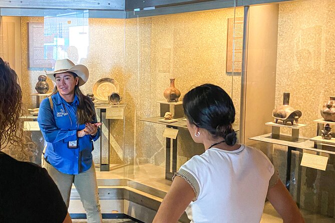 Chapultepec Castle & Anthropology Museum Tour - What the guide adds to the experience