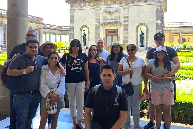 Chapultepec Castle Tour and its surroundings - Art, architecture, and the city below