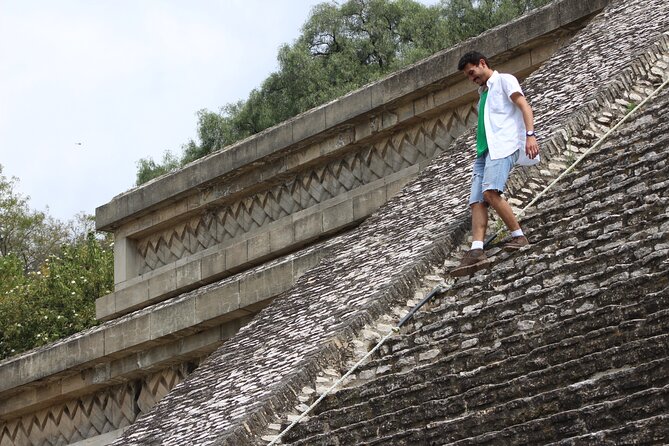 Cholula experience (private tour) - The Great Pyramid of Cholula and its hilltop church