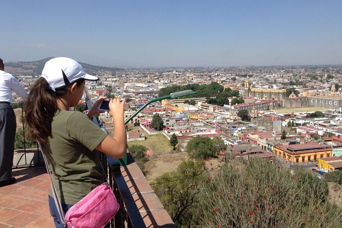 Cholula Magical Twon on a Traditional Tram from Puebla - Four hours around Plaza de la Concordia