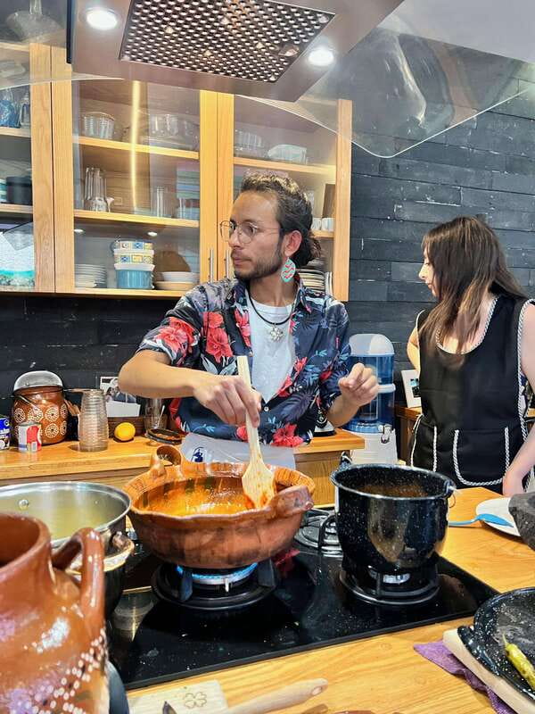 Coyocán: Market Tour and Cooking Class - Key points to know before booking