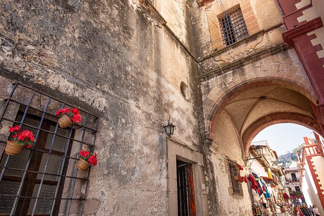 Cuernavaca and Taxco Tour from Mexico City - Silver workshops: useful context, real sales pressure