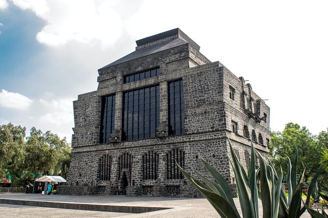 Diego Rivera Studio & UNAM Murals Tour with Admission Tickets - Reading Juan O’Gorman’s UNAM mosaic