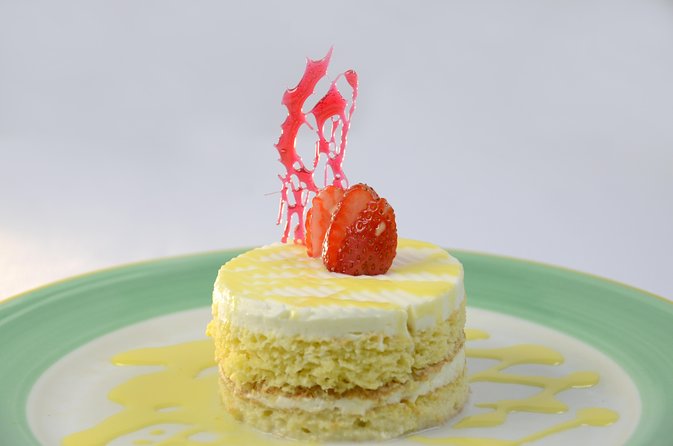 Dinner at the Revolving Bellini Restaurant in Mexico City - Is $99 a good value?