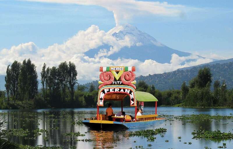 Discover Xochimilco and Coyoacán: Tradition, Music, Culture - Why Xochimilco makes a strong first stop
