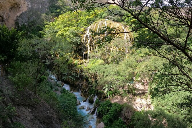 Early & Express Tolantongo Hot Springs - Physical effort, clothing, and useful packing