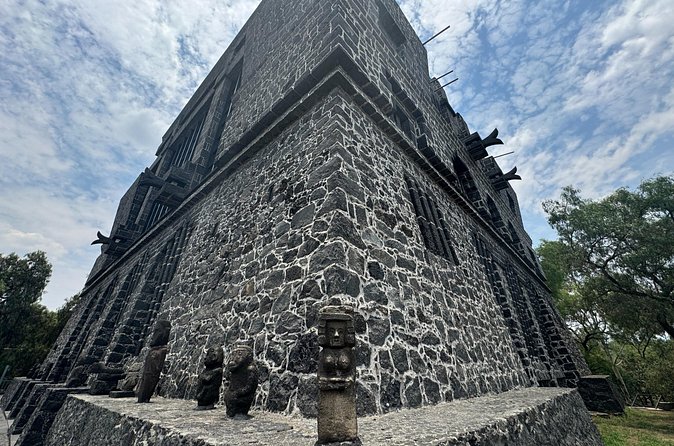 EXCLUSIVE TOUR at Diego Rivera Anahuacalli Museum - Small Groups - The pace, timing, and small-group format