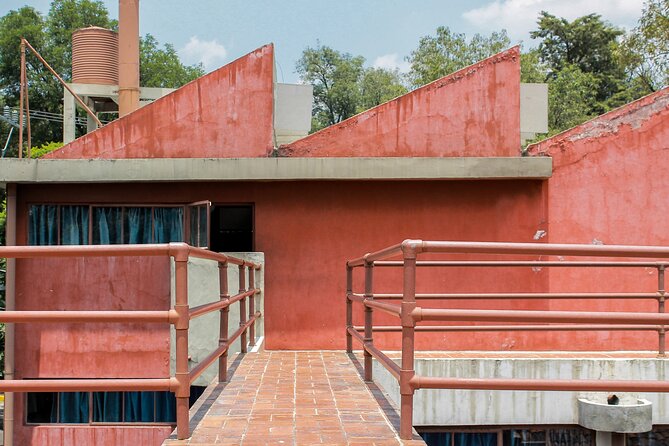 EXCLUSIVE TOUR Casa Estudio Frida Kahlo-Diego Rivera Small Groups - Price and what you get for $50.67