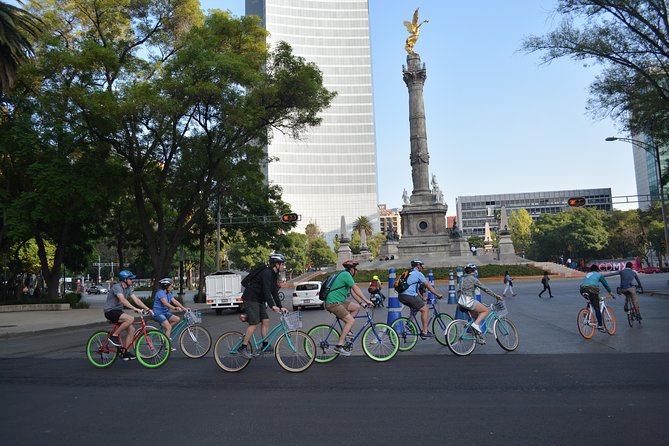 Explore Chapultepec & Mexico City sights by Bike - Starting at Paseo de la Reforma 24