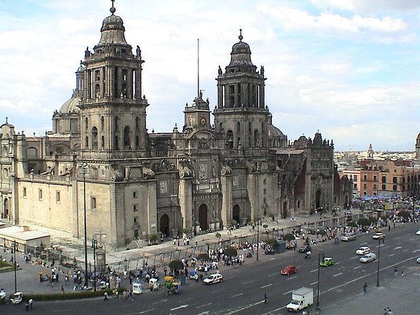 Explore Mexico City: A Journey Through History, Art, and Cuisine! - Key points to know before you book