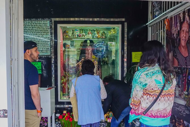 Explore the Barrio Bravo of Tepito with local guides - San Francisco church and its quieter side