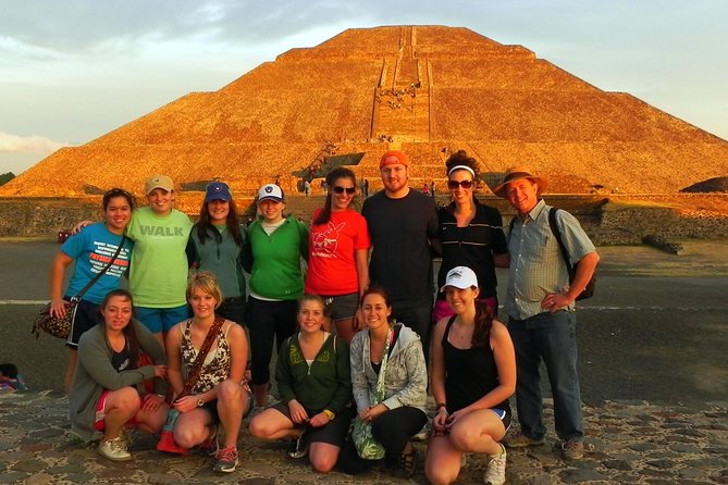 Express Tour to Teotihuacan Pyramids. Be the first to arrive! - Agave drinks, obsidian, and the craft stop