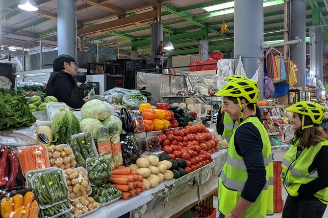 Foodie Lovers And Trendy CDMX E-bike Tour - Riding the Reforma corridor toward Roma