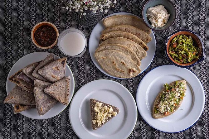 Foodie Tour in Polanco: Mexico Culinary roots! - Walking, timing, and private-group value