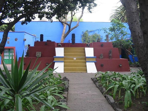 Frida Kahlo Museum and Diego Rivera Studio Tour with Admission Tickets - Key points to know before booking