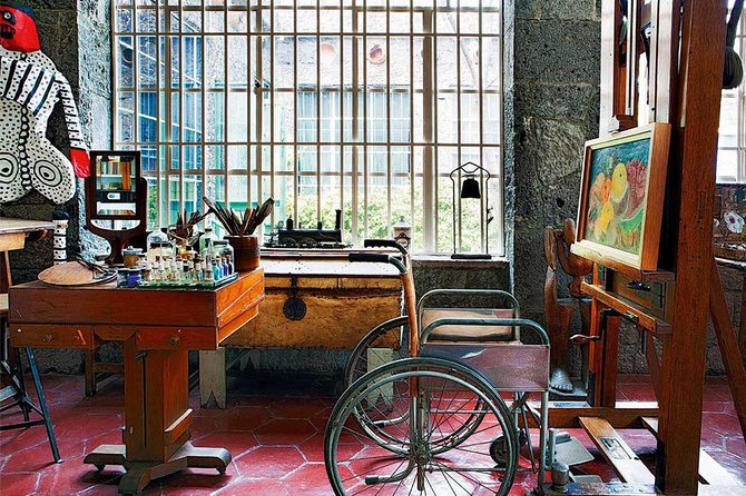 Frida Kahlo Tour with Admission Tickets - Inside the blue house: a two-hour route
